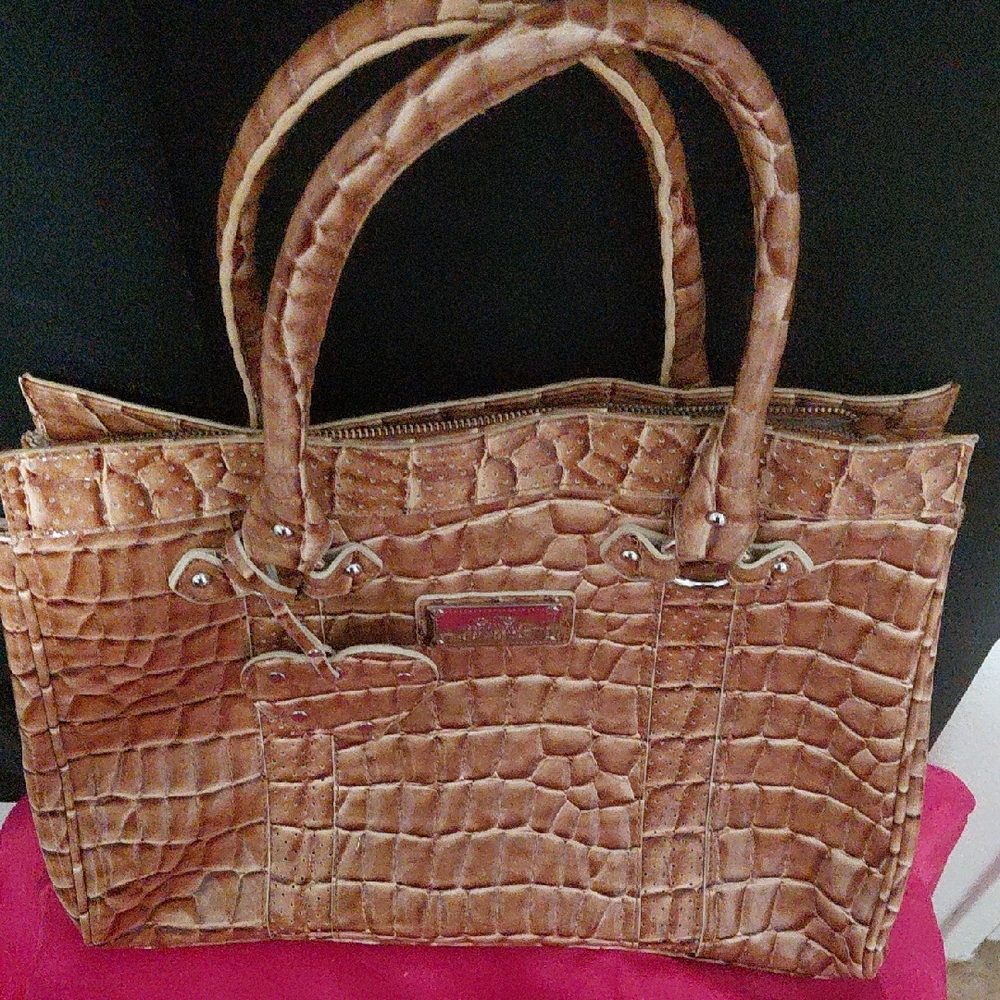Chic Tan Crocodile-Embossed Tote Bag